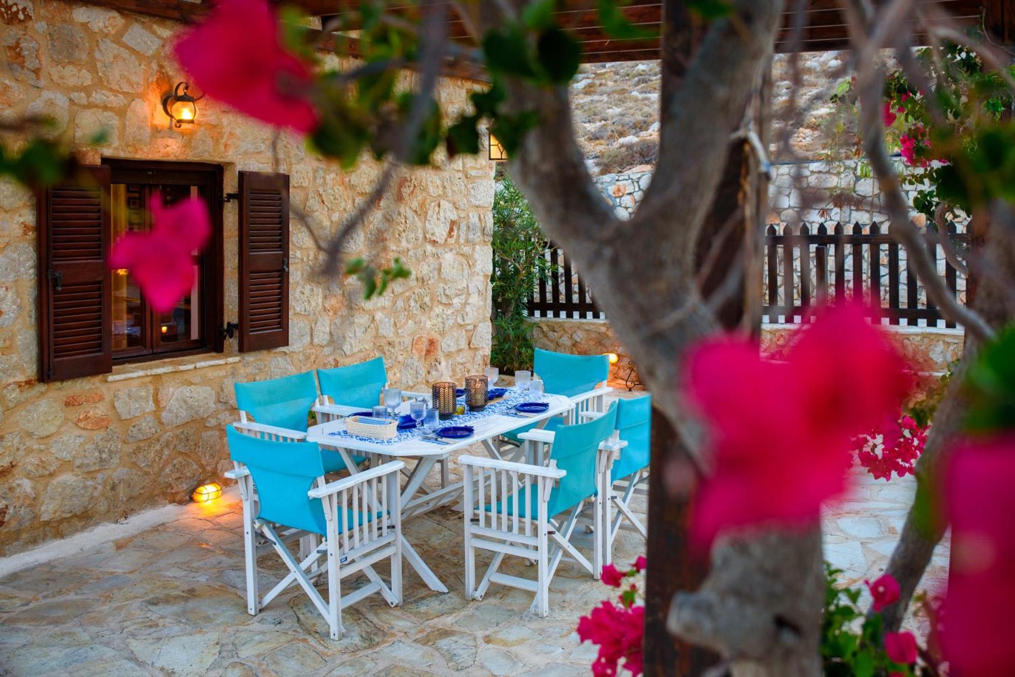 Villa Ftenagia Chalki Town Dış mekan fotoğraf