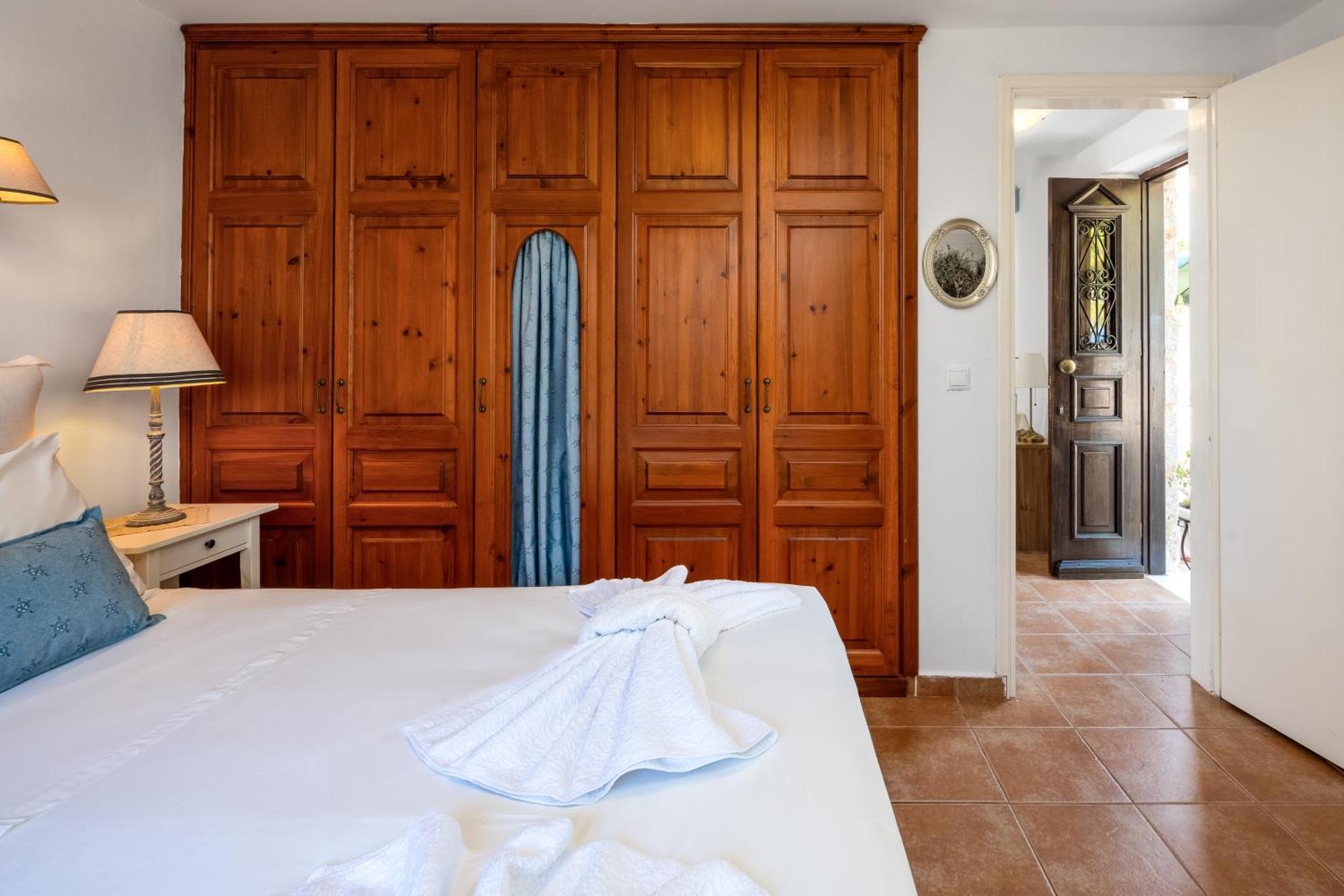 Villa Ftenagia Chalki Town Dış mekan fotoğraf